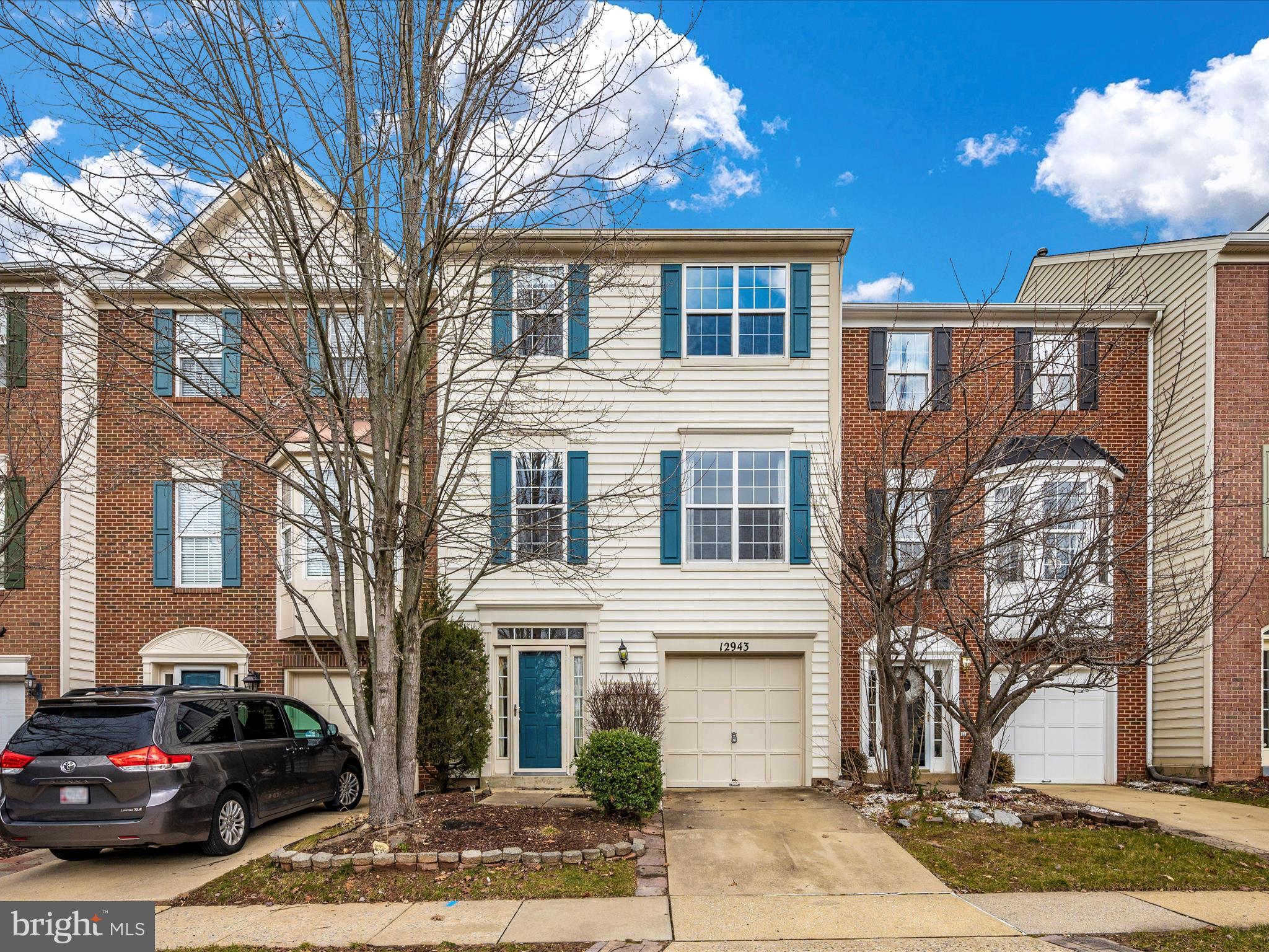 LAING AT MILE STONE - Residential