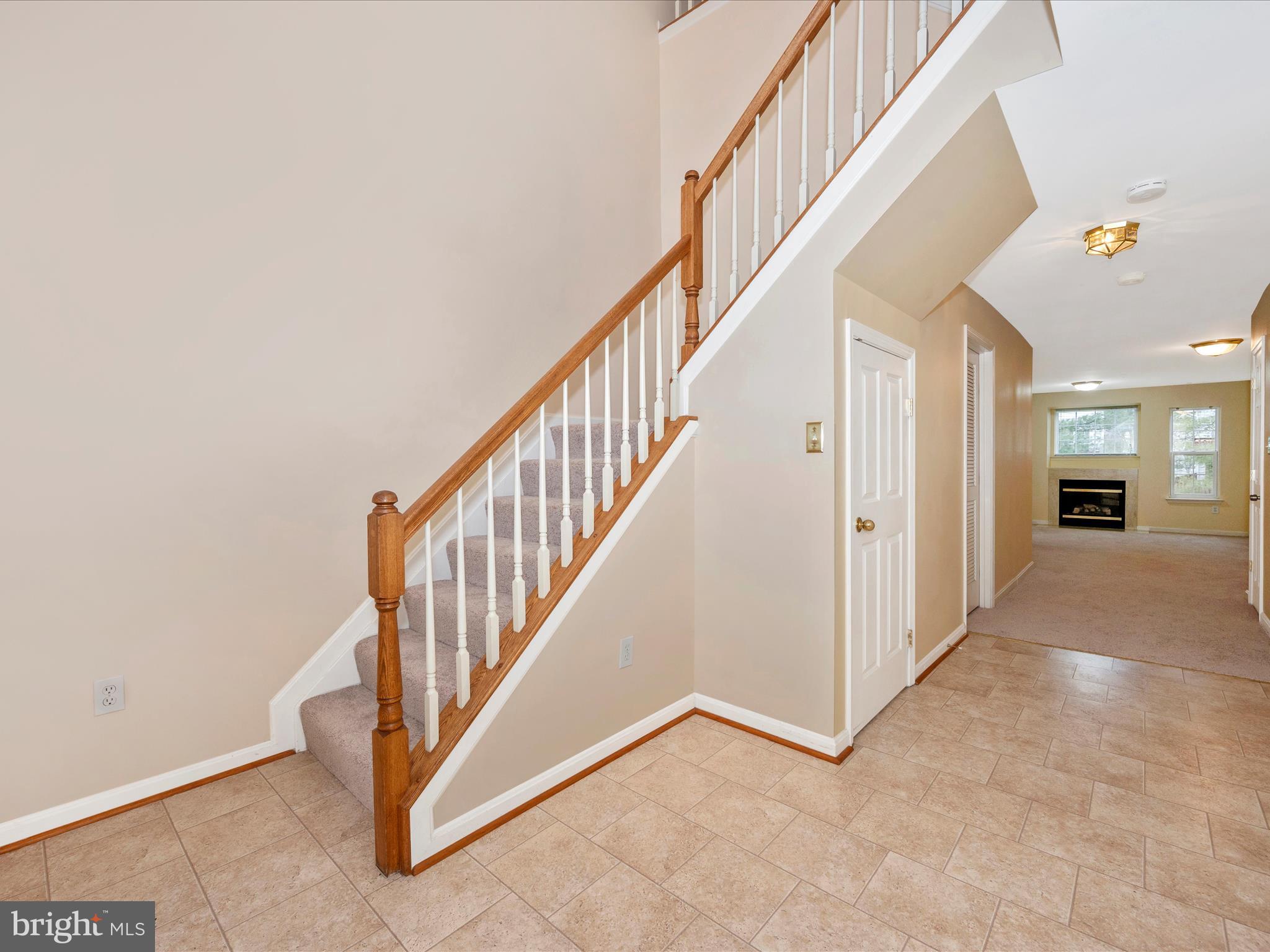 LAING AT MILE STONE - Residential