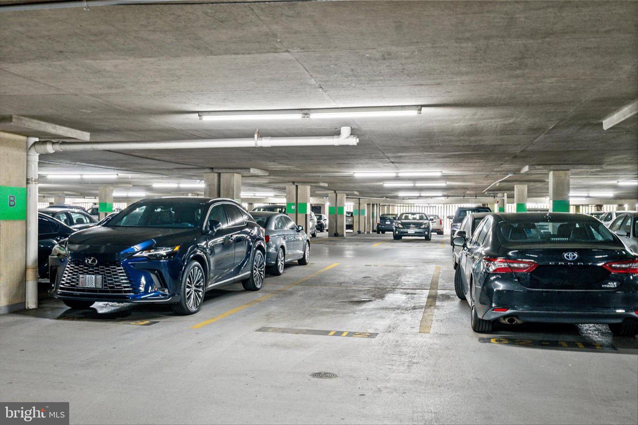 SKYLINE SQUARE CONDO - Residential