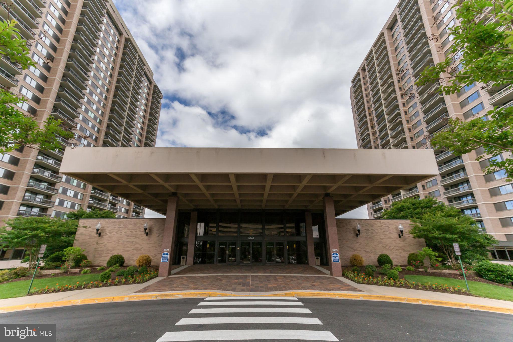 SKYLINE SQUARE CONDO - Residential