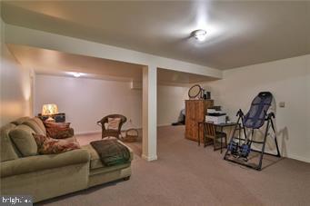 CABIN RUN ESTS - Residential