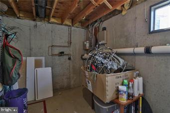 CABIN RUN ESTS - Residential