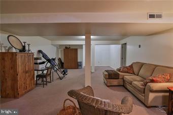 CABIN RUN ESTS - Residential