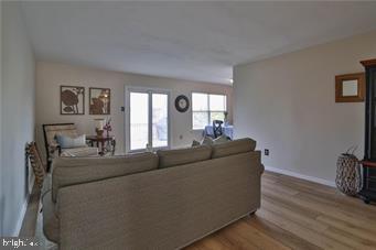 CABIN RUN ESTS - Residential