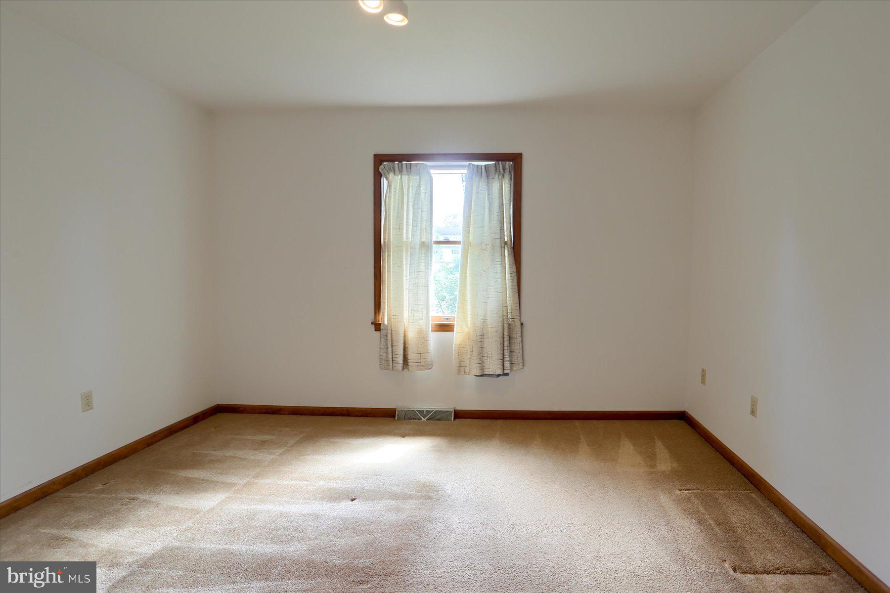 OLD RELIANCE - Residential