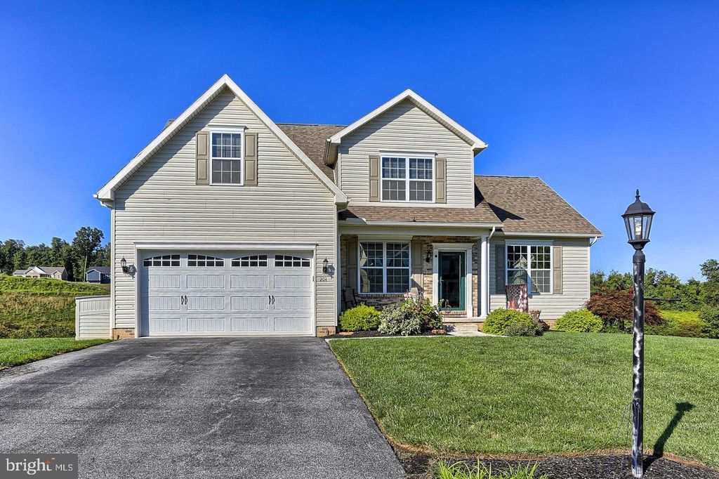 Photo of 204 Joshua Drive, HANOVER, PA 17331 (MLS # PAYK2090246)