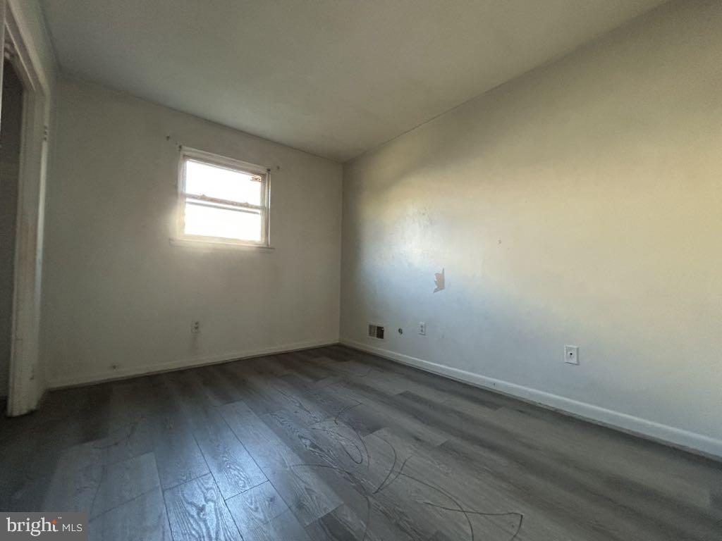 MURRAY HILL - Residential