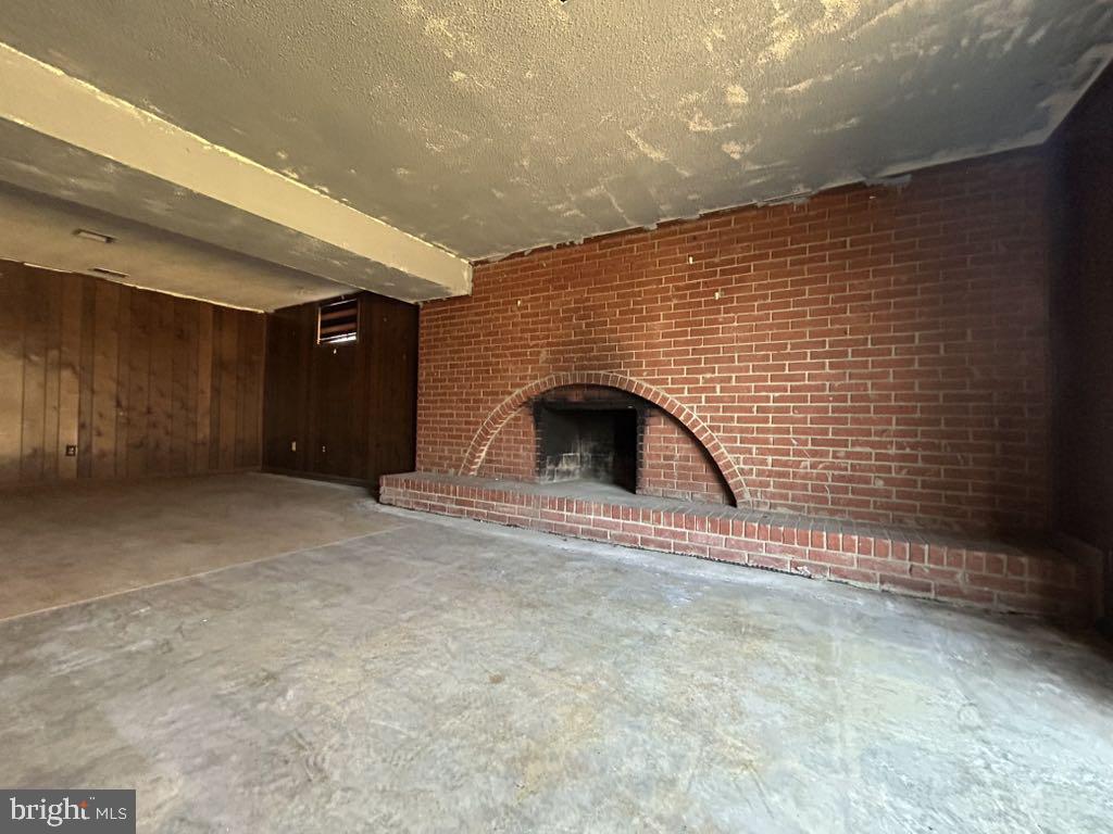 MURRAY HILL - Residential