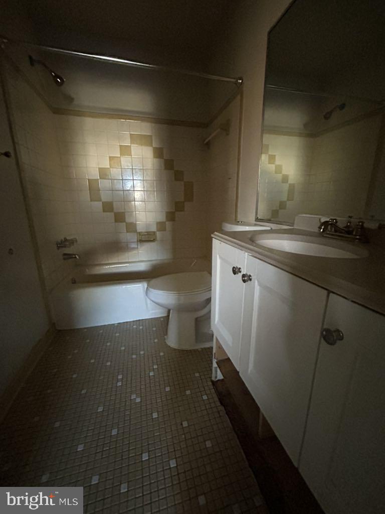 MURRAY HILL - Residential