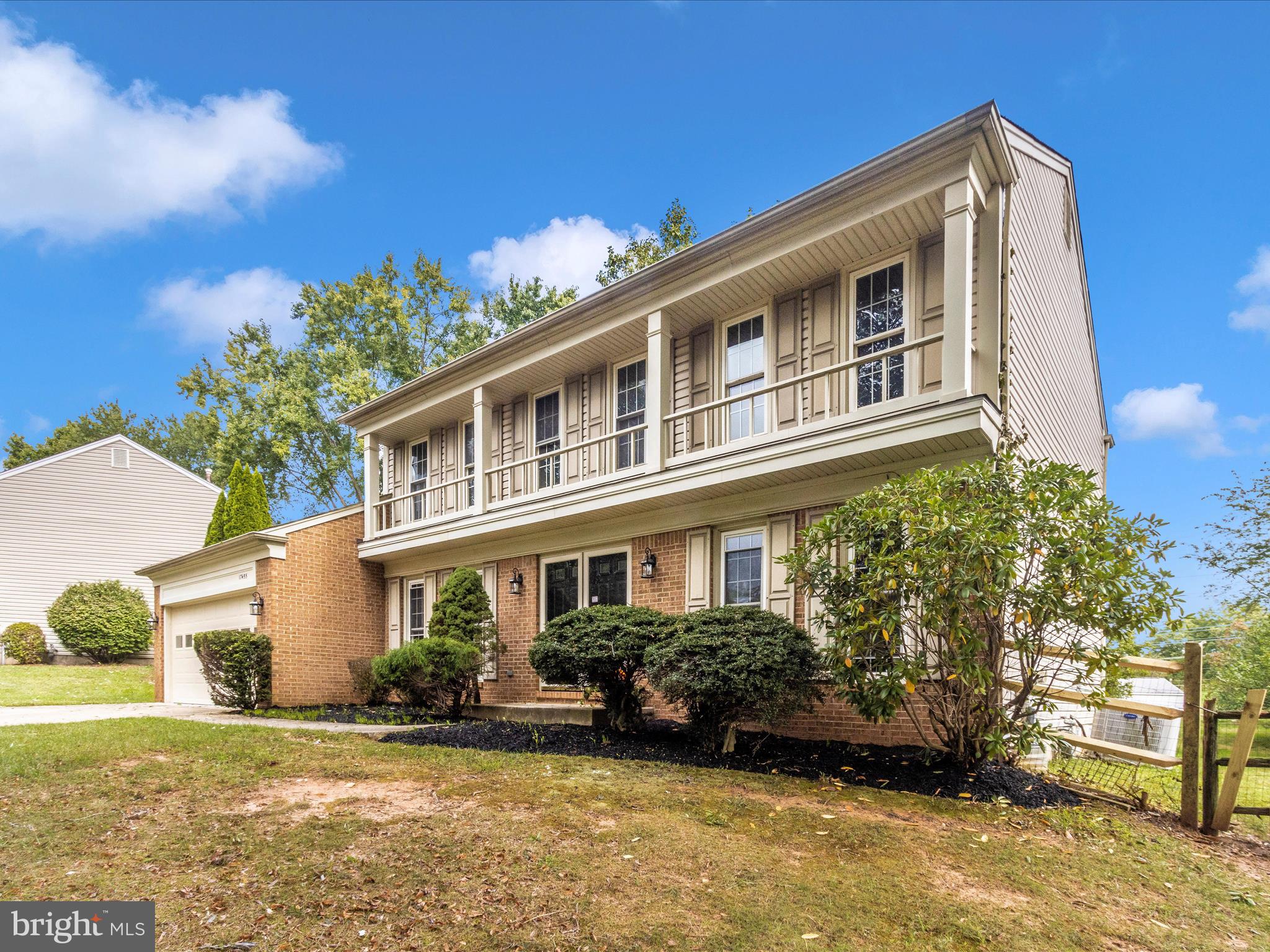 WILLIAMSBURG VILLAGE - Residential