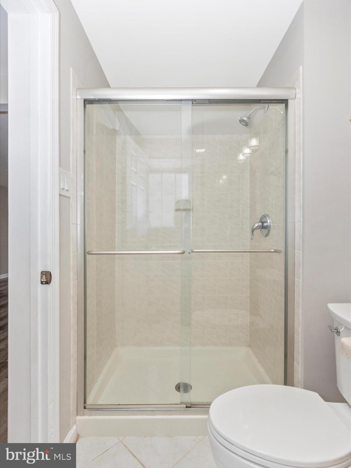 WILLIAMSBURG VILLAGE - Residential