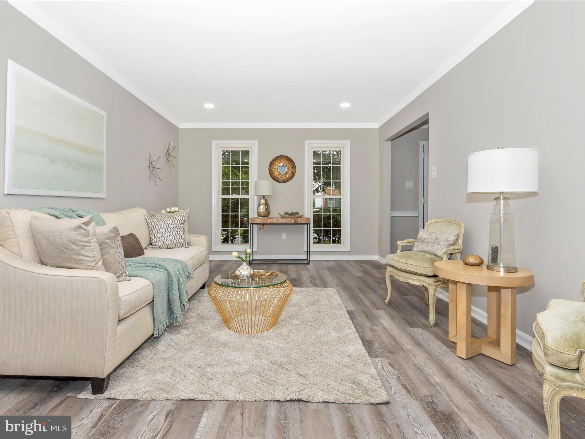 WILLIAMSBURG VILLAGE - Residential