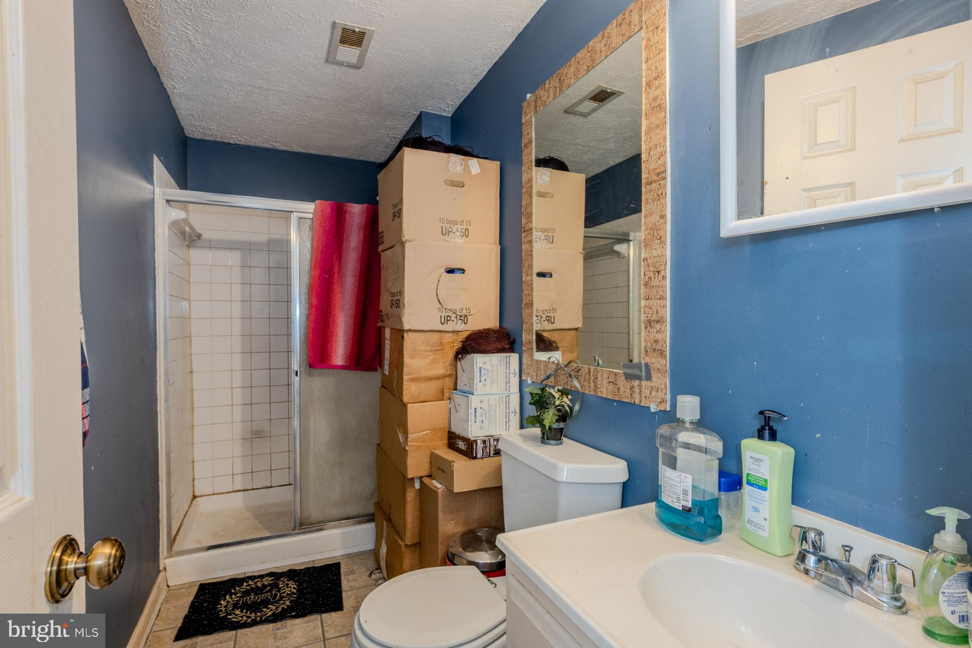 LONDON COMMONS - Residential