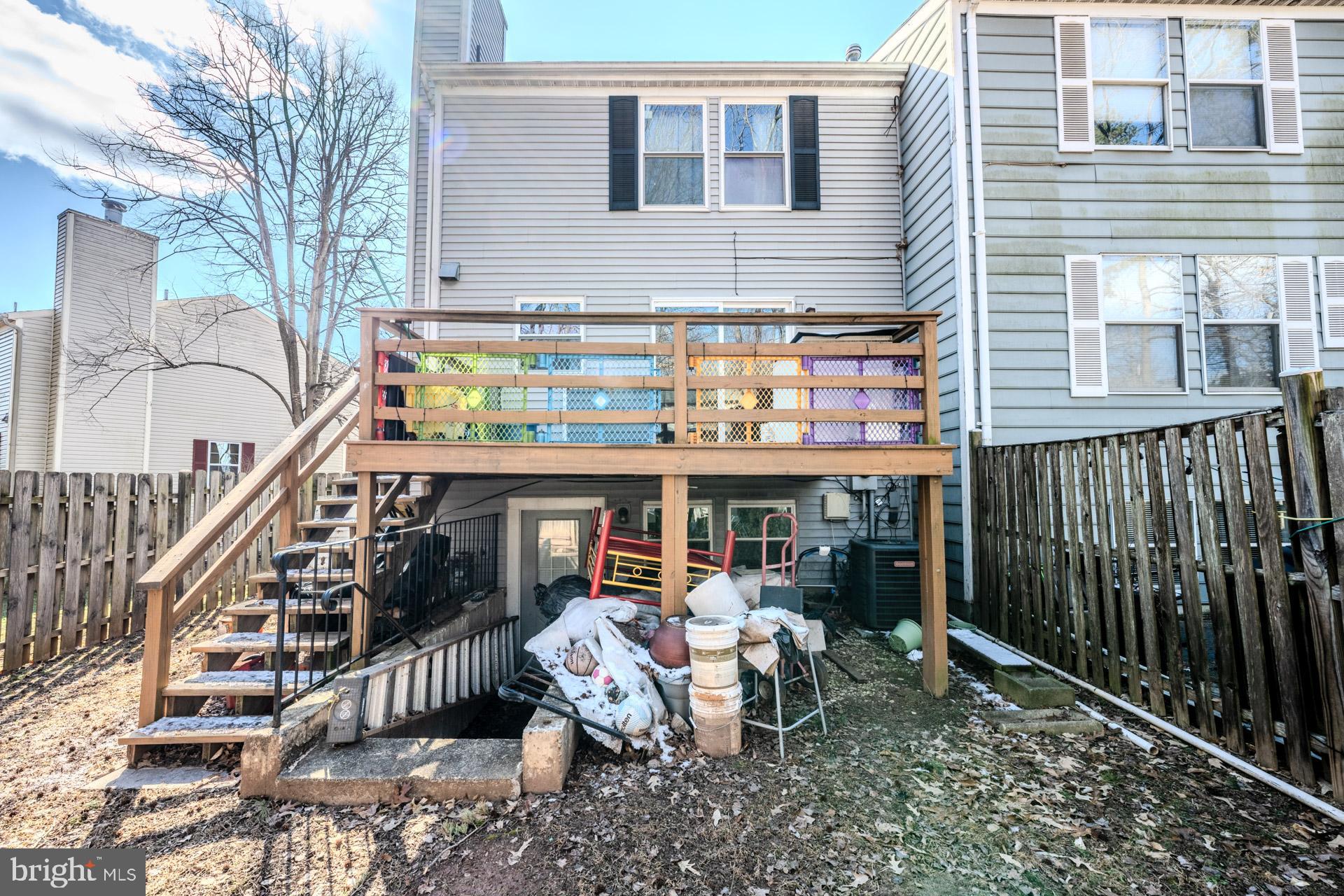 LONDON COMMONS - Residential