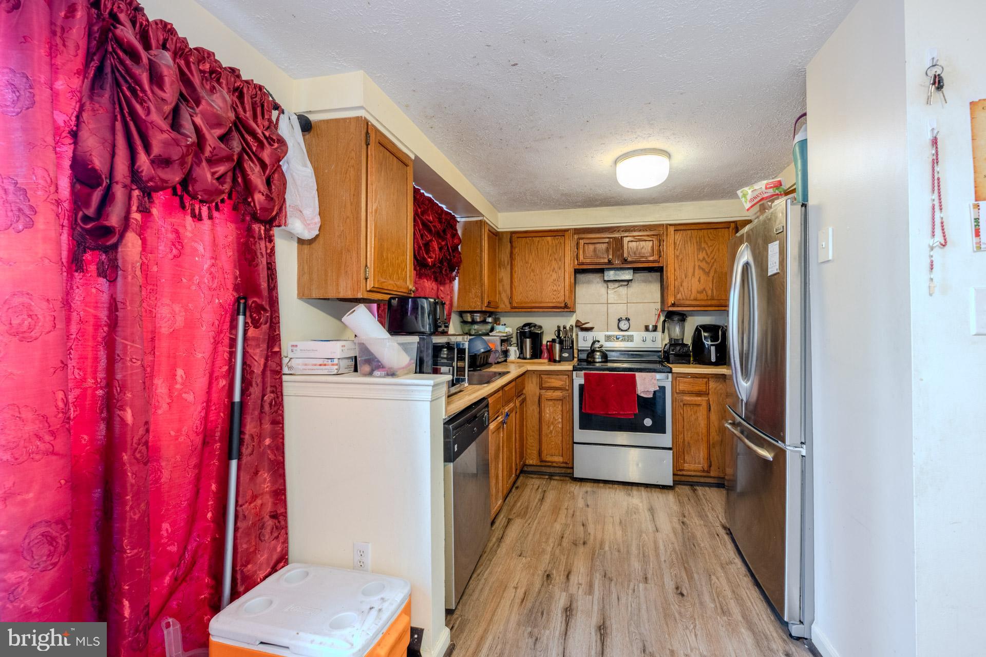 LONDON COMMONS - Residential