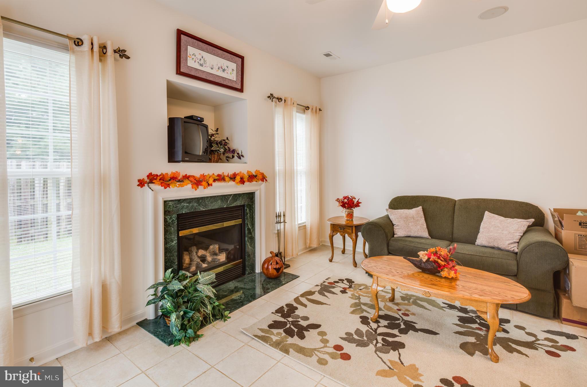 SALEM FIELDS - Residential