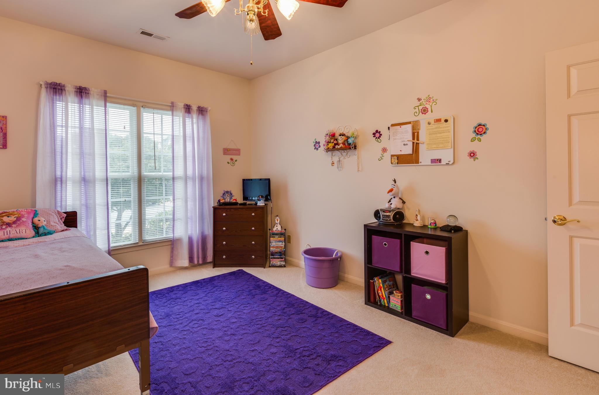 SALEM FIELDS - Residential