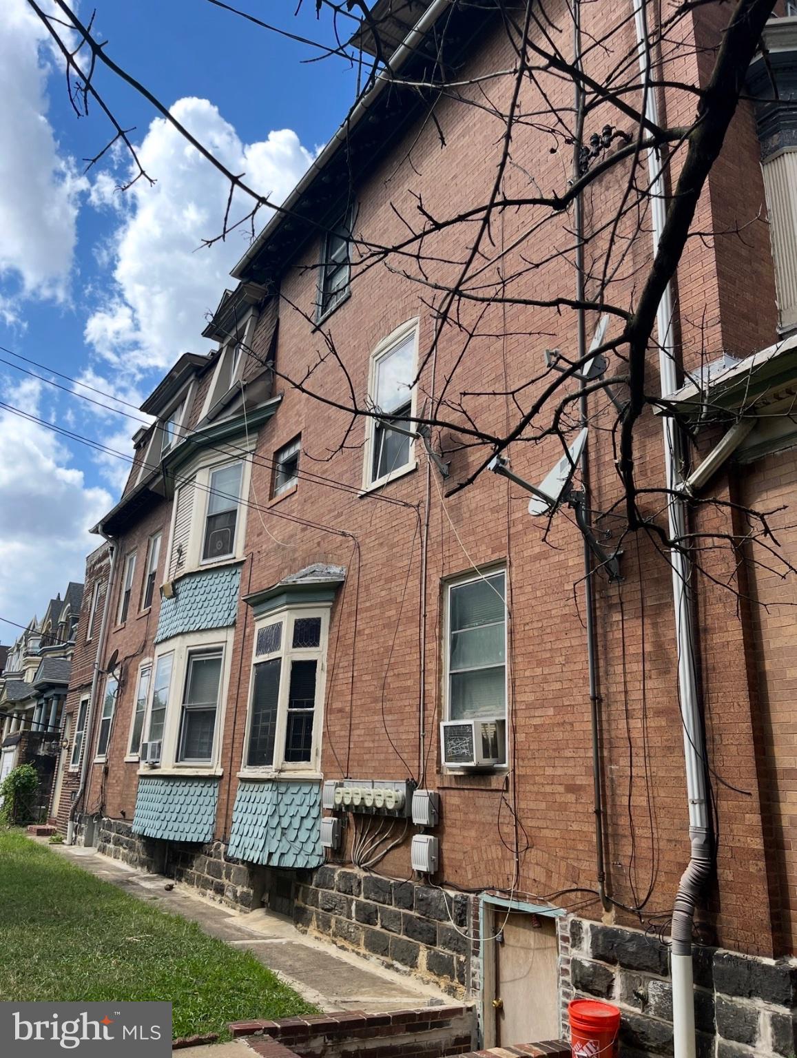 560 S 48TH STREET