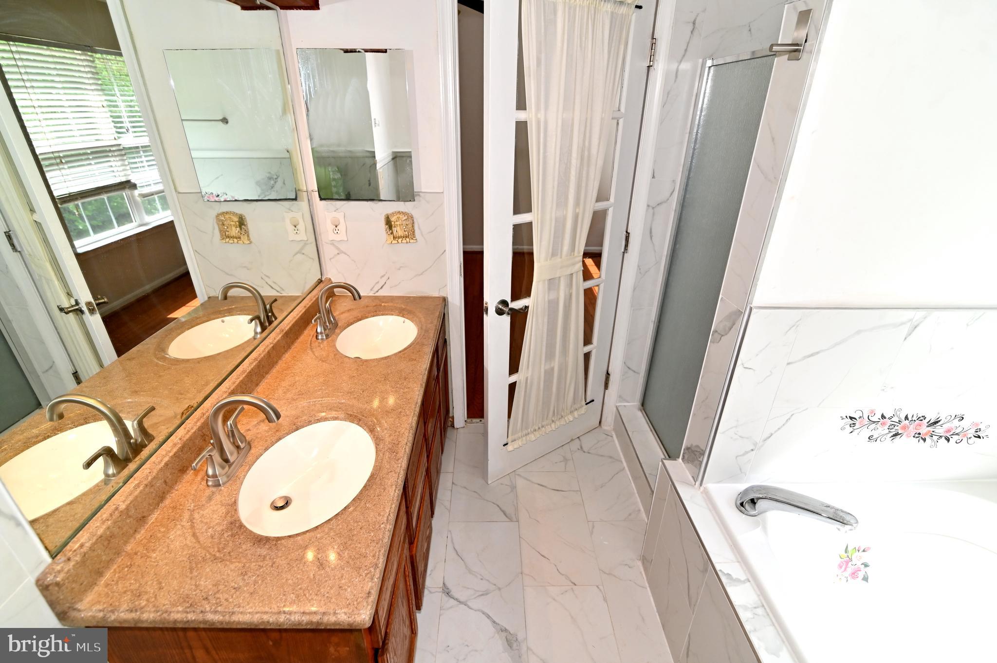 SOMERSET SUB - Residential