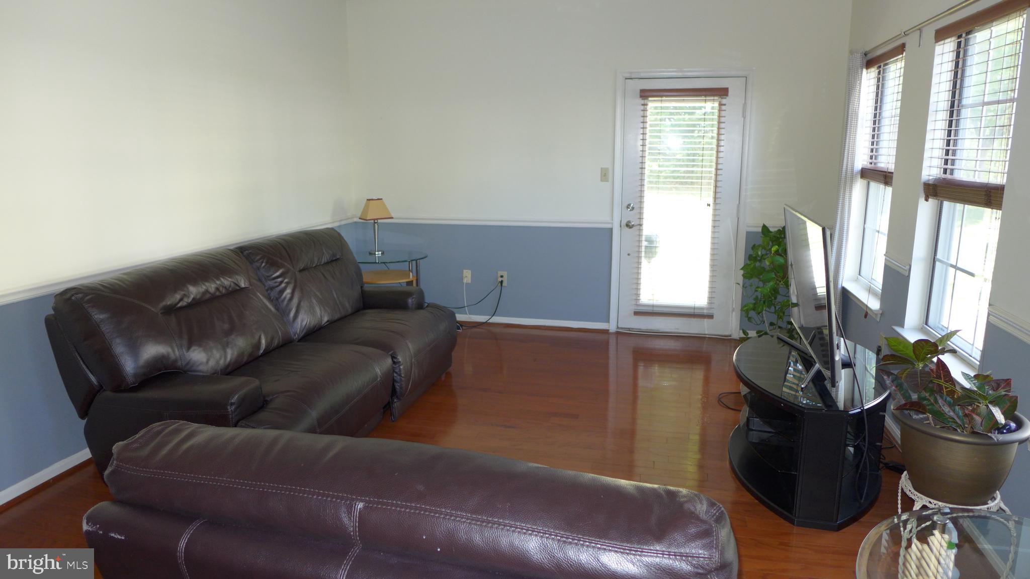 1426 NUTWOOD COURT