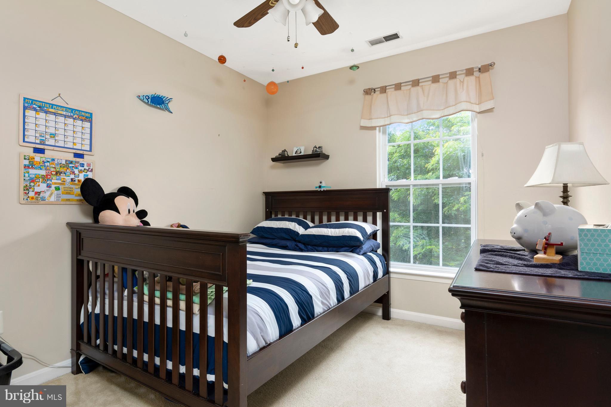 SEVEN OAKS - Residential