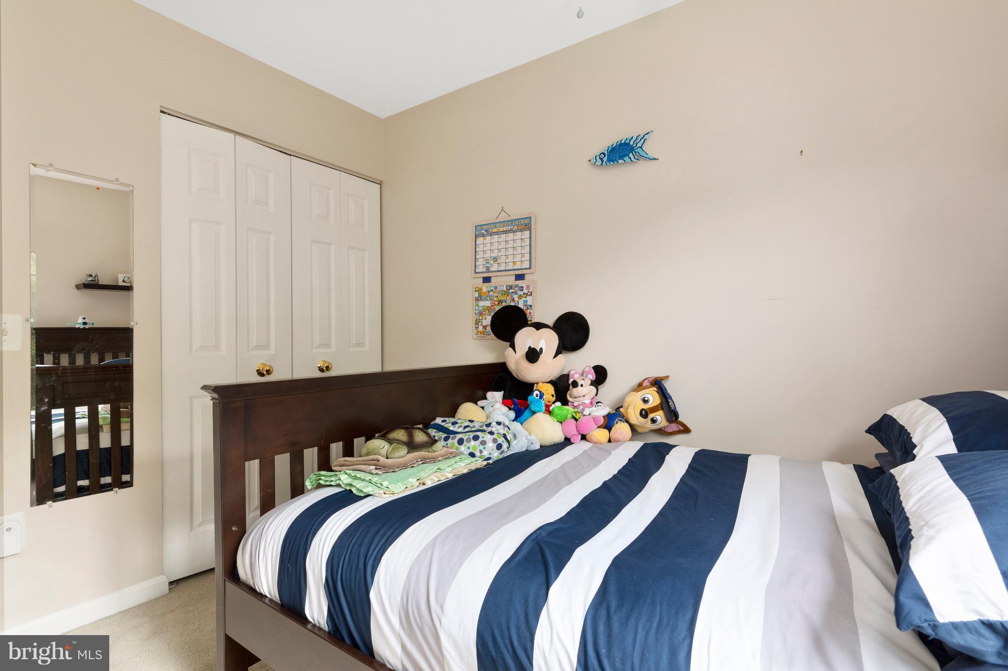 SEVEN OAKS - Residential