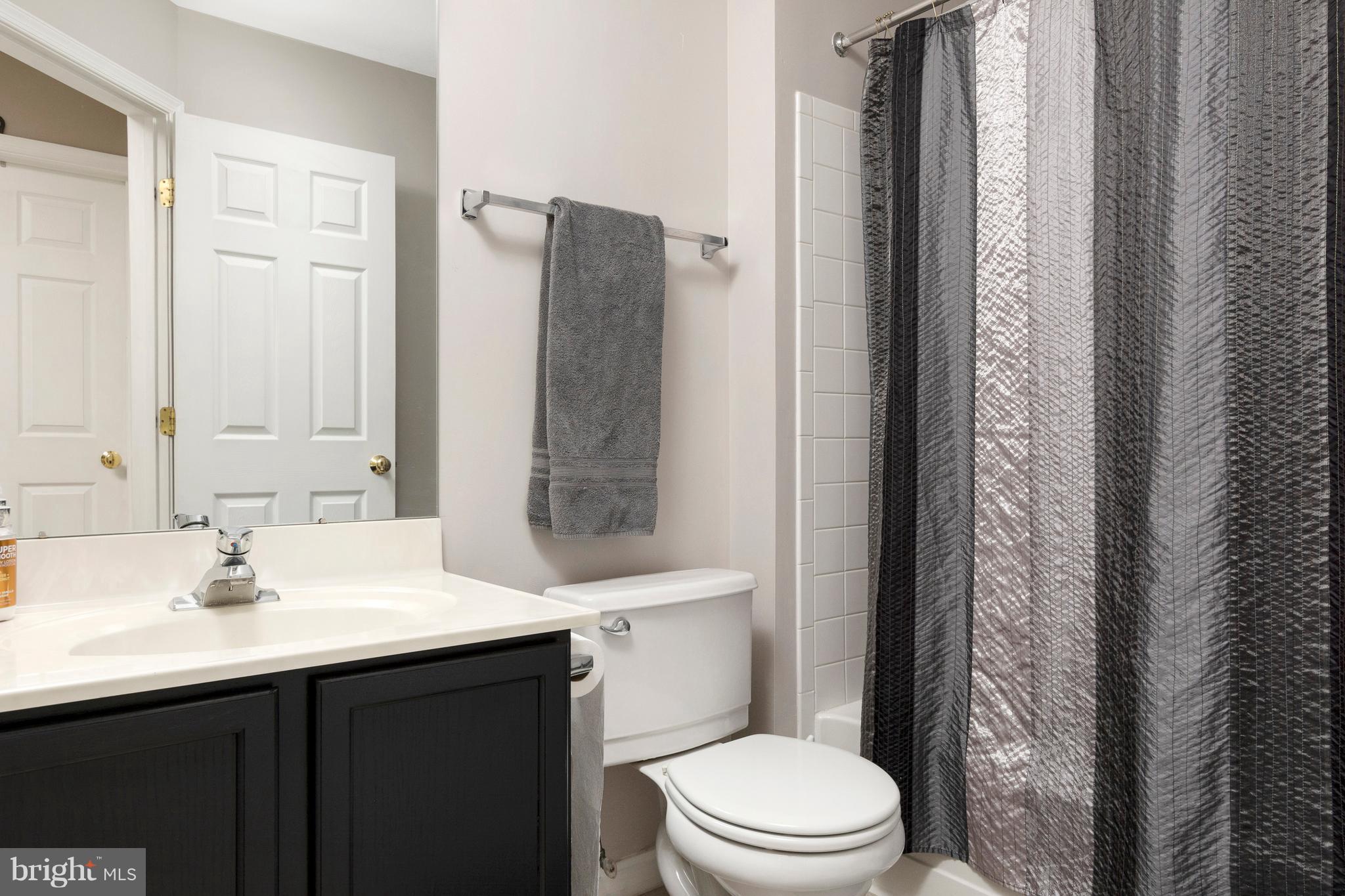 SEVEN OAKS - Residential