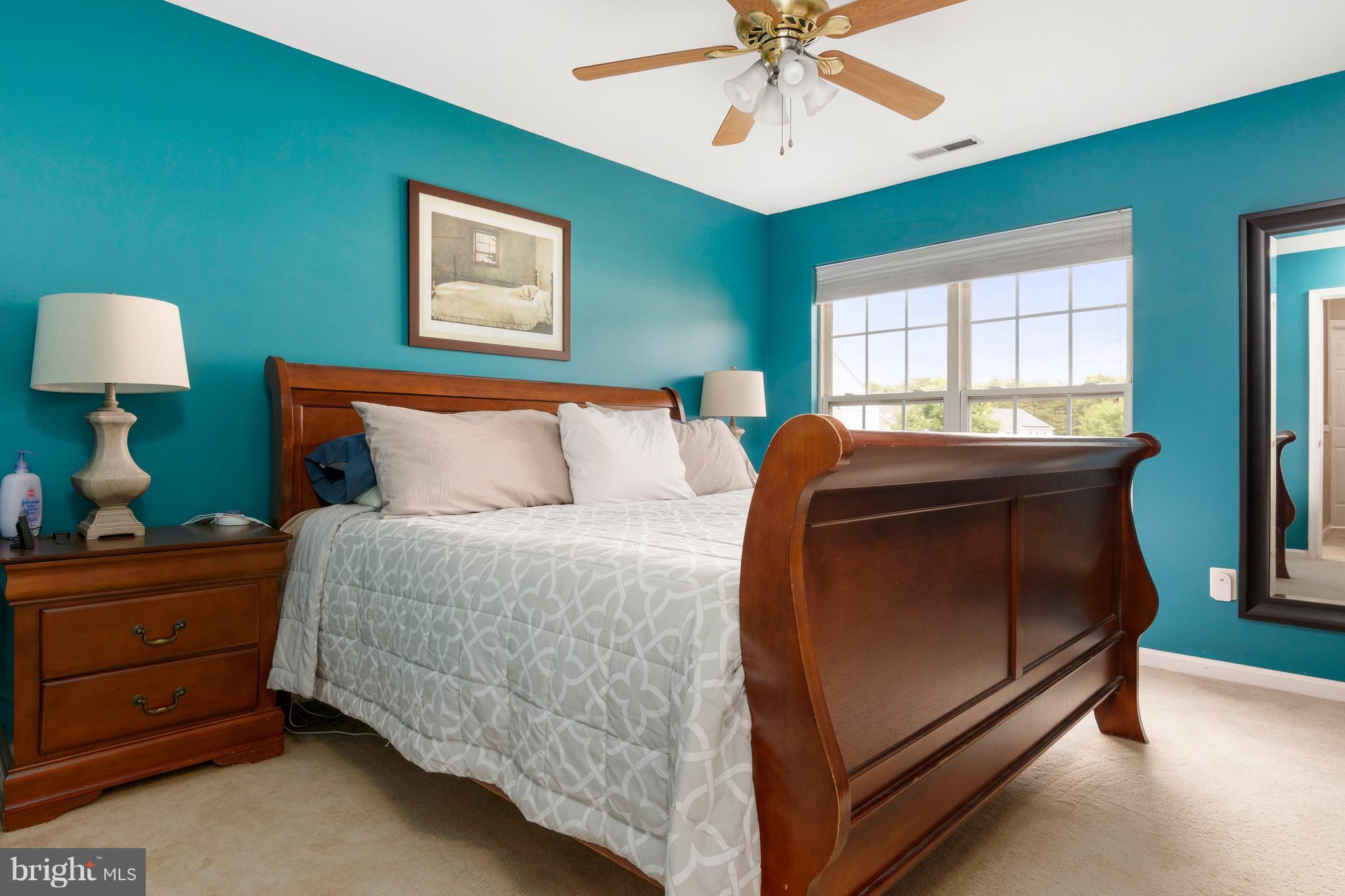 SEVEN OAKS - Residential