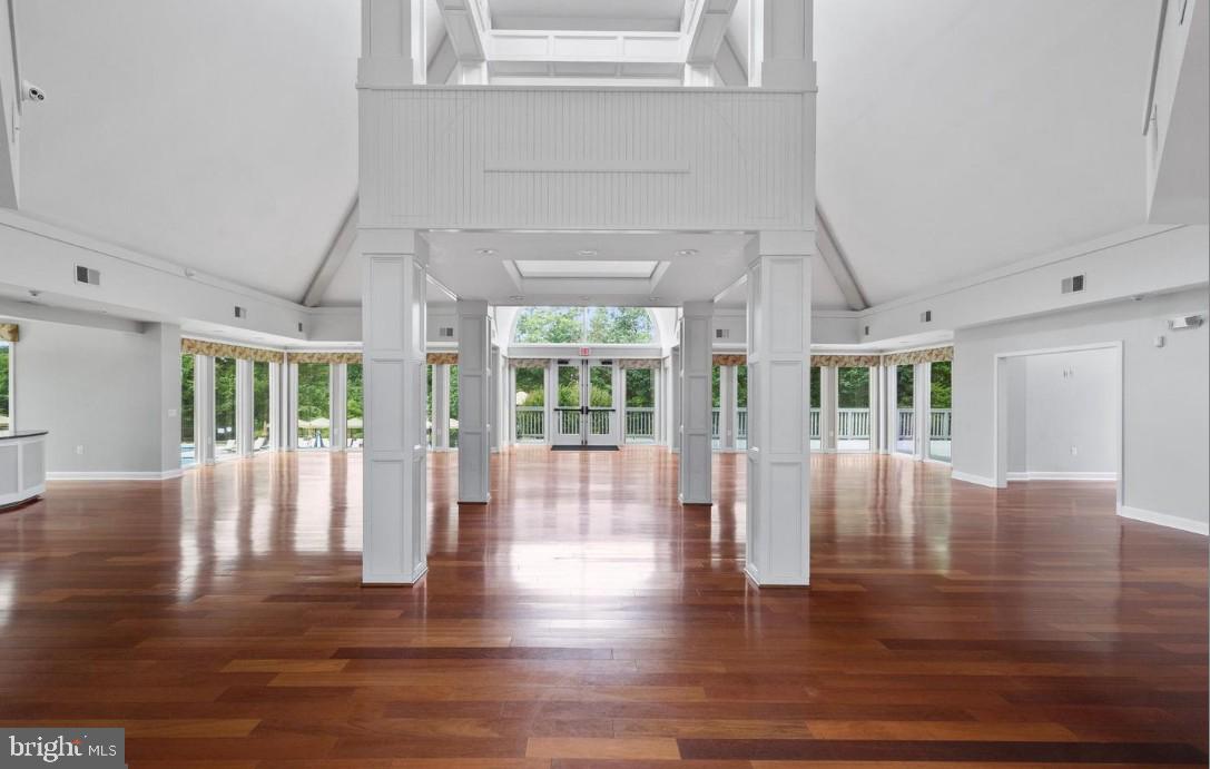 KINGSTOWNE - Residential