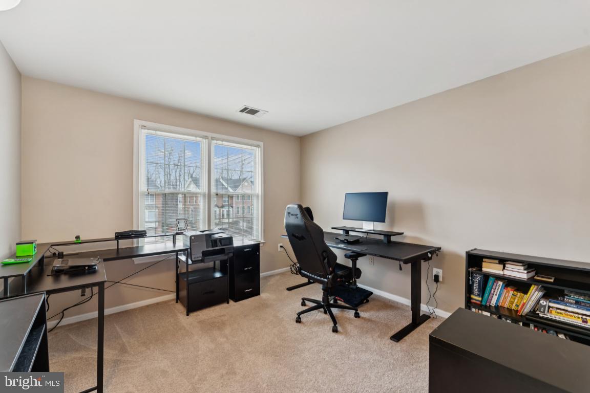 KINGSTOWNE - Residential