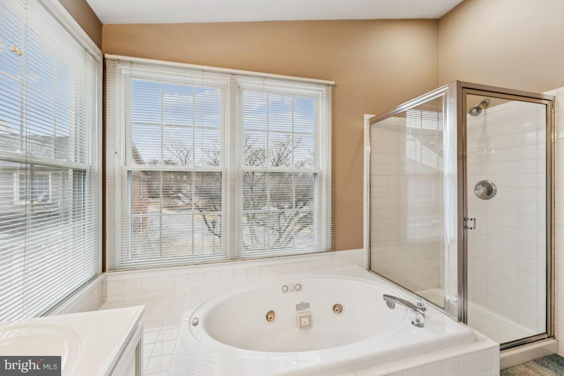 KINGSTOWNE - Residential