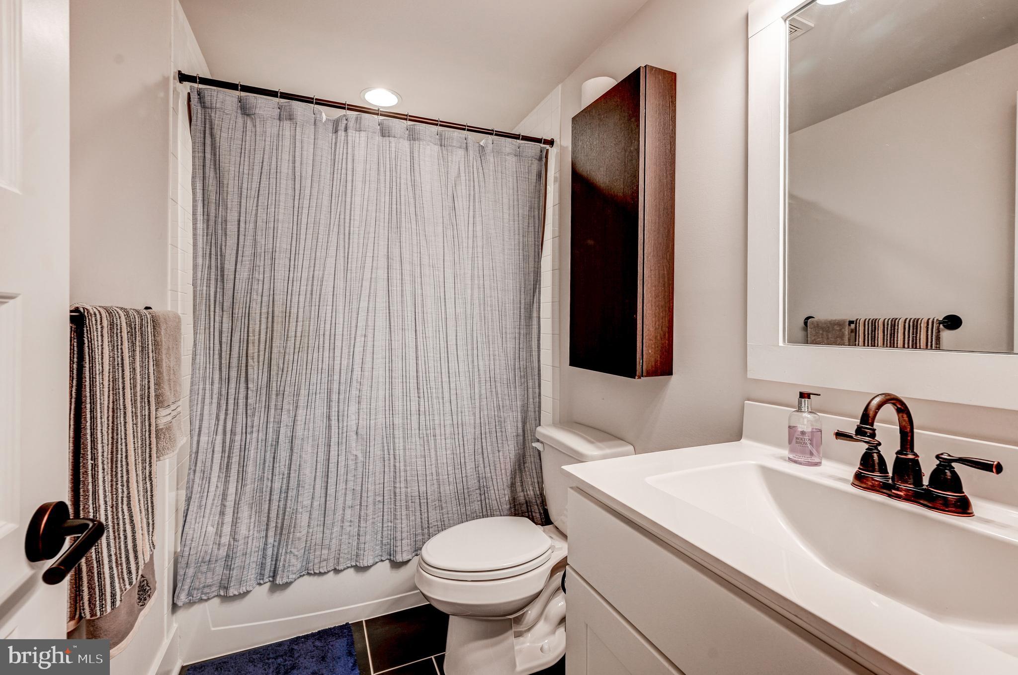 CARROLL MANOR - Residential