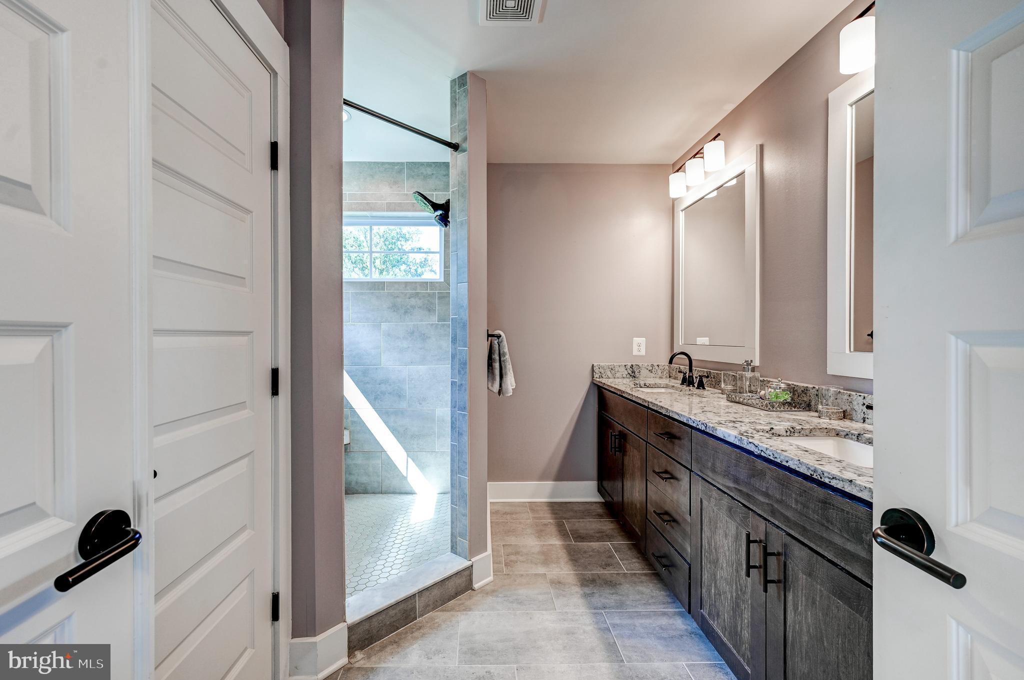 CARROLL MANOR - Residential