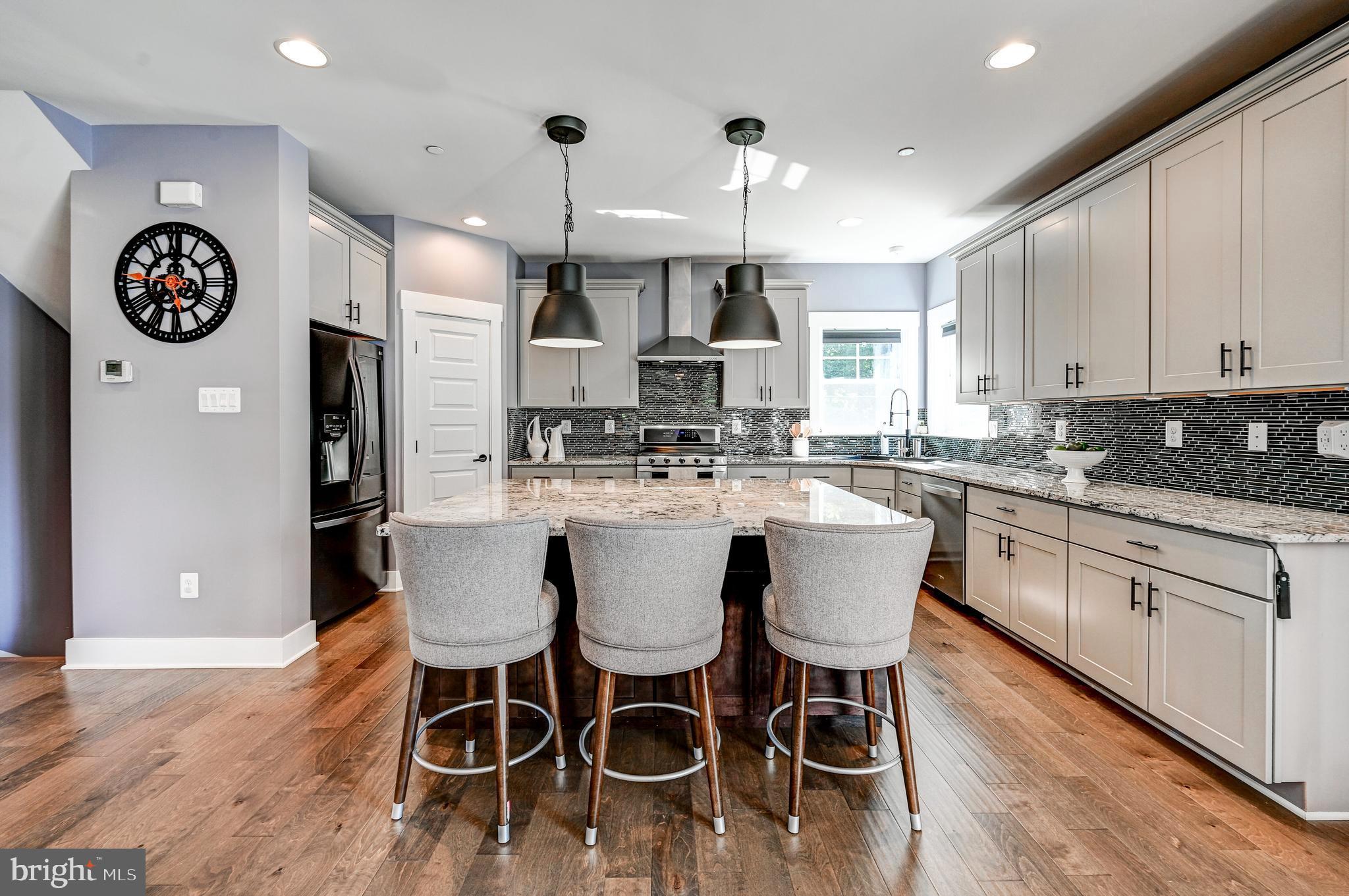 CARROLL MANOR - Residential