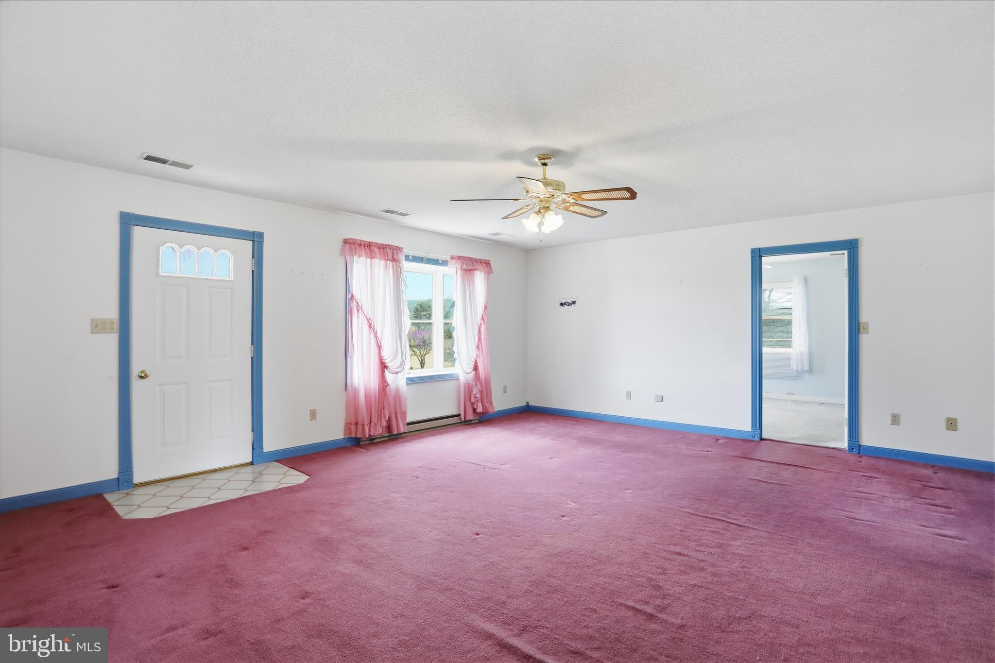 WHYTE HALL MANOR - Residential