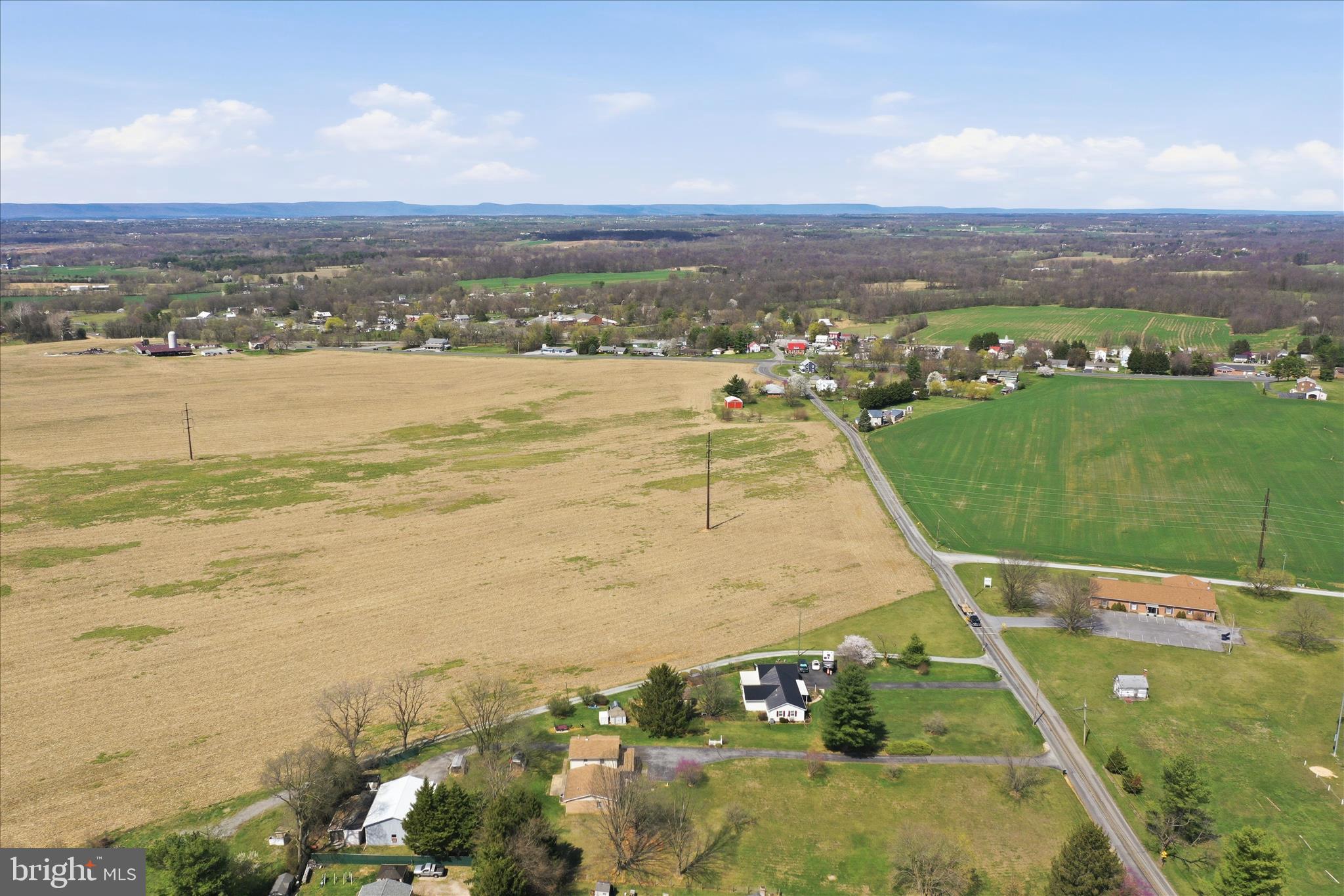 WHYTE HALL MANOR - Residential