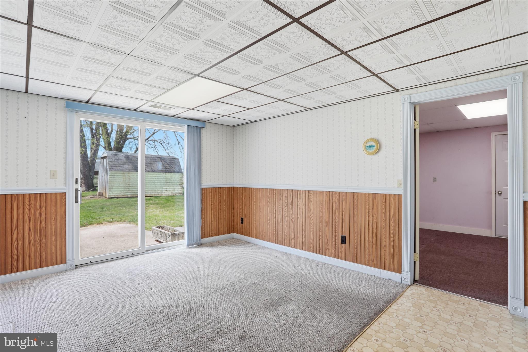 WHYTE HALL MANOR - Residential