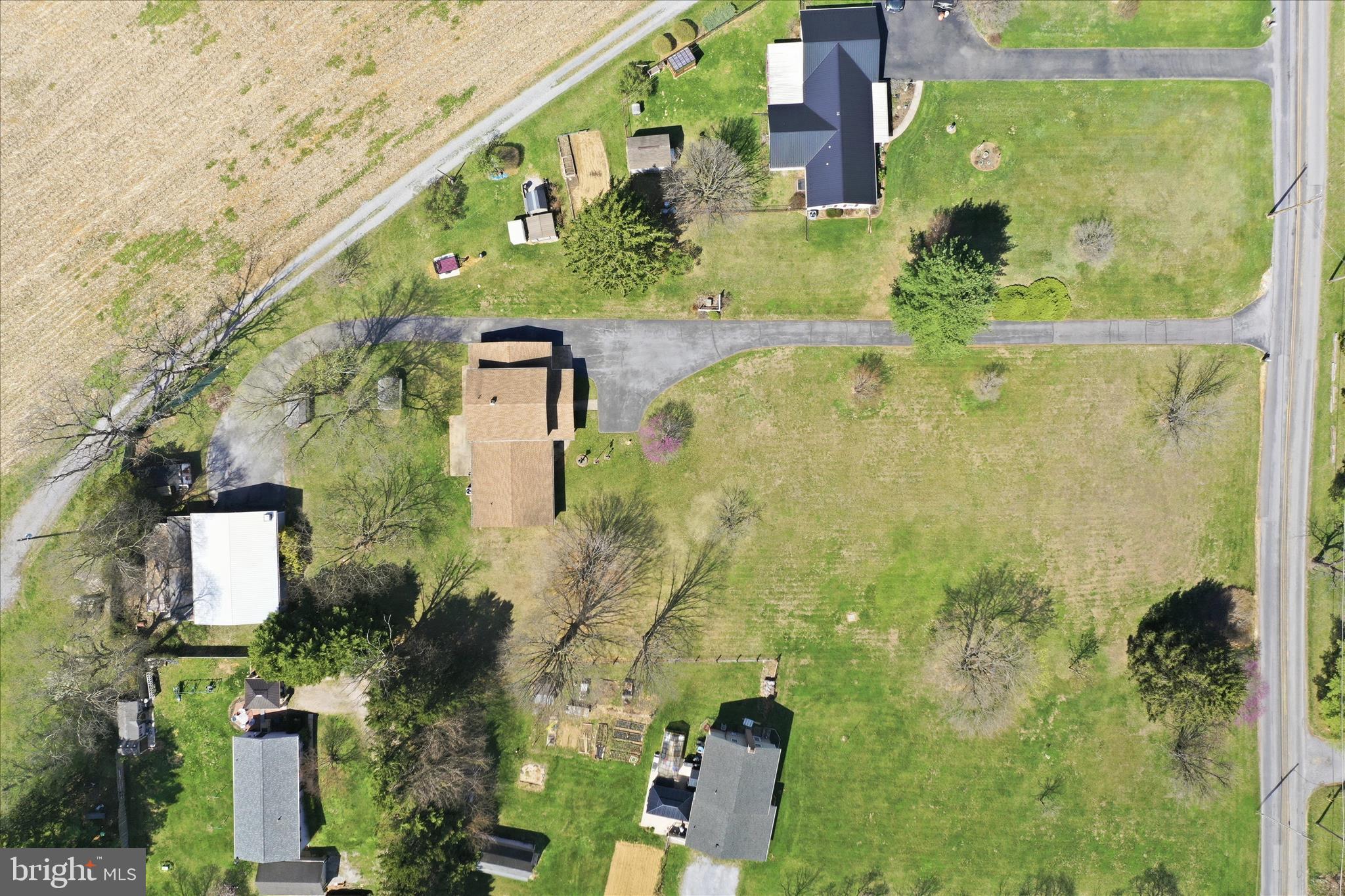 WHYTE HALL MANOR - Residential