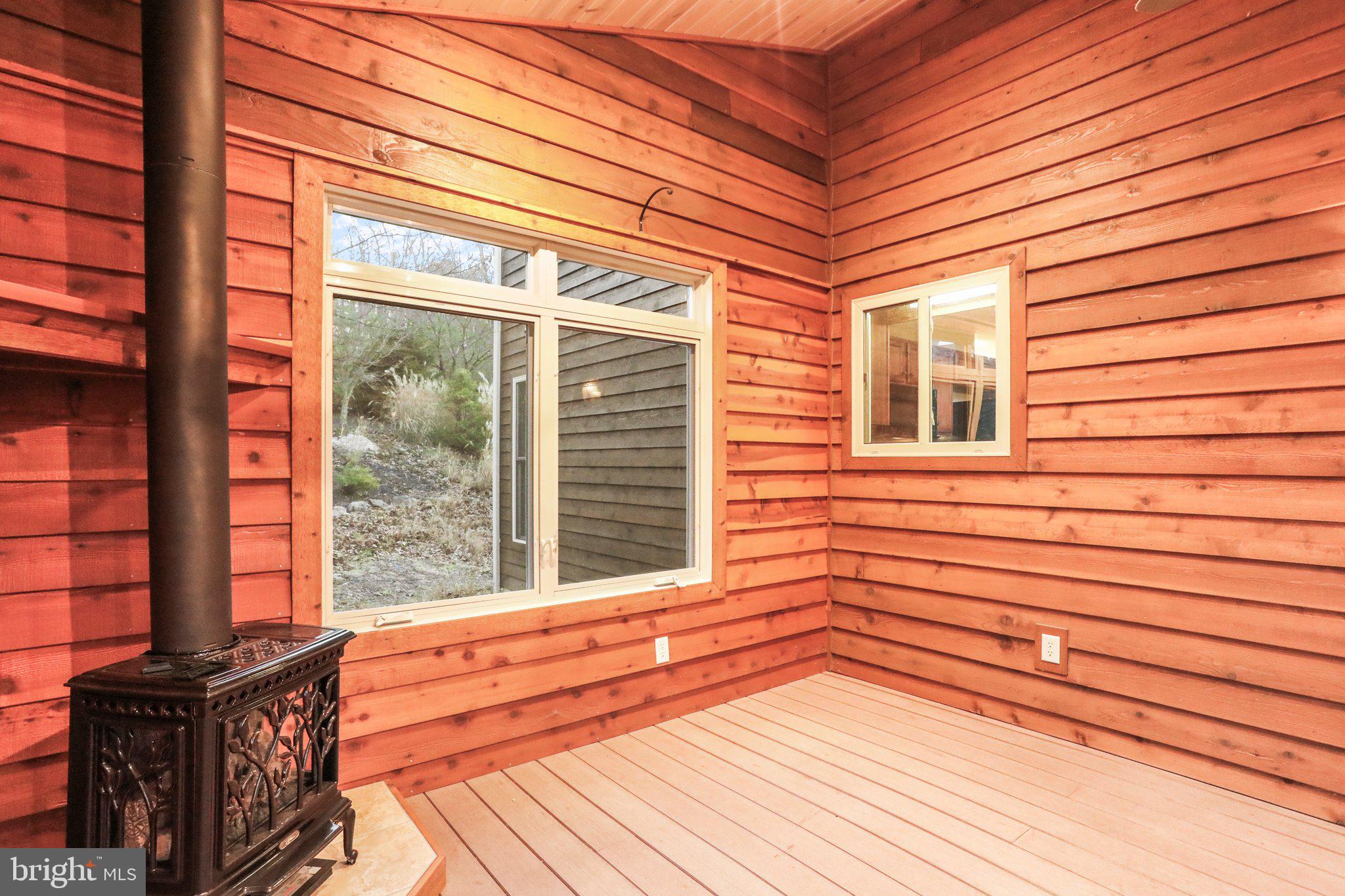 THE WOODS - Residential