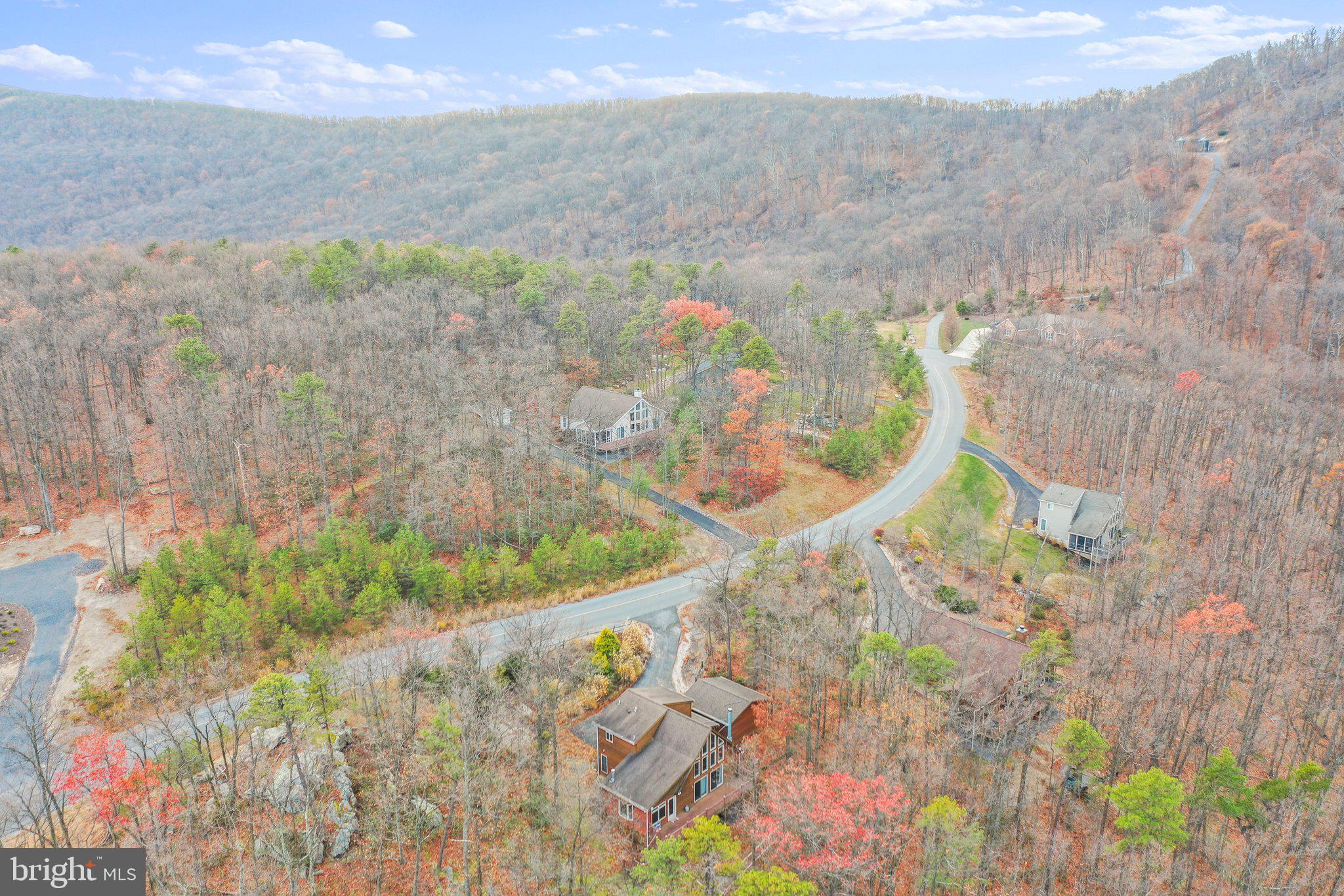 THE WOODS - Residential