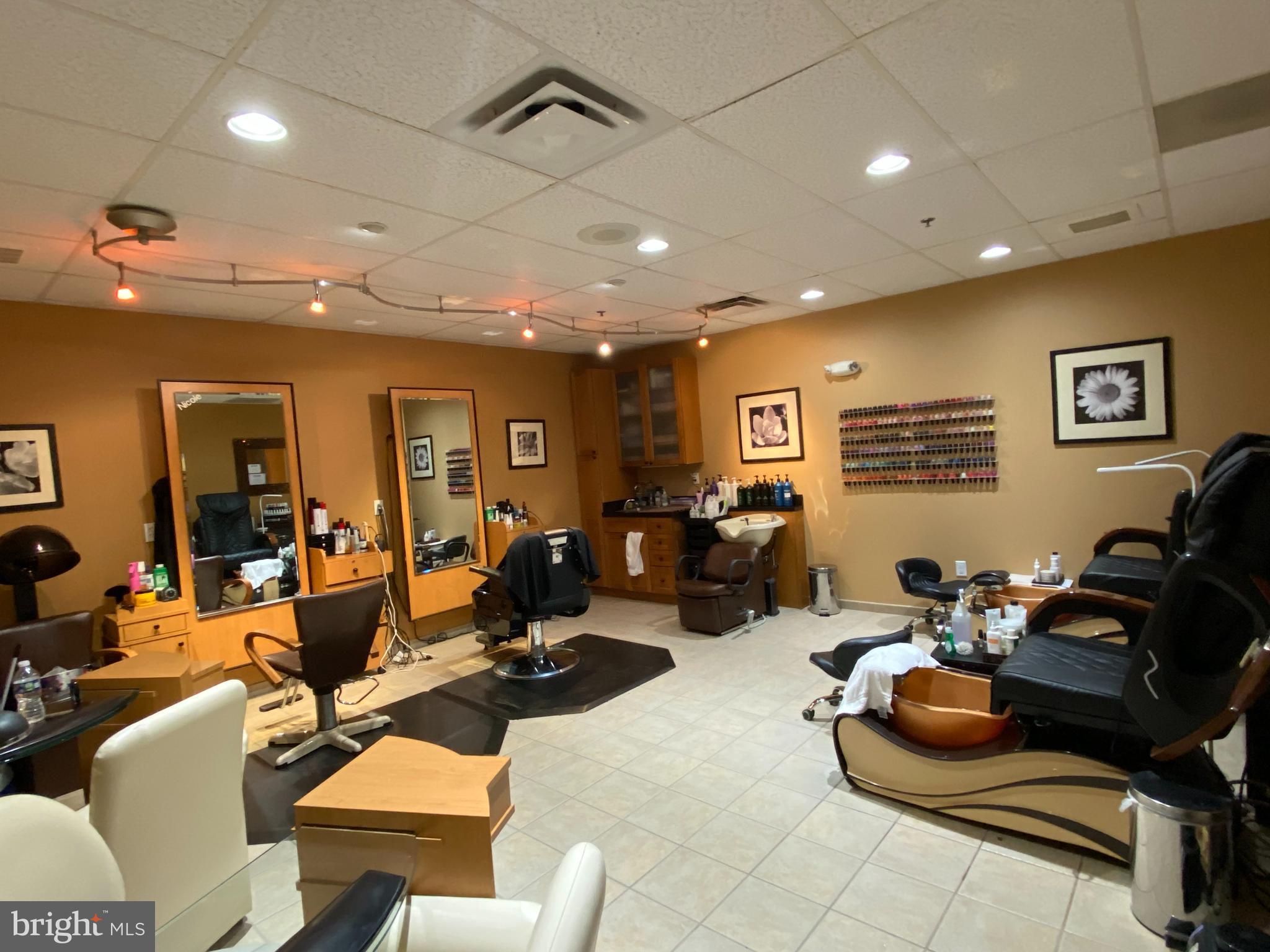 THE WOODS - Residential