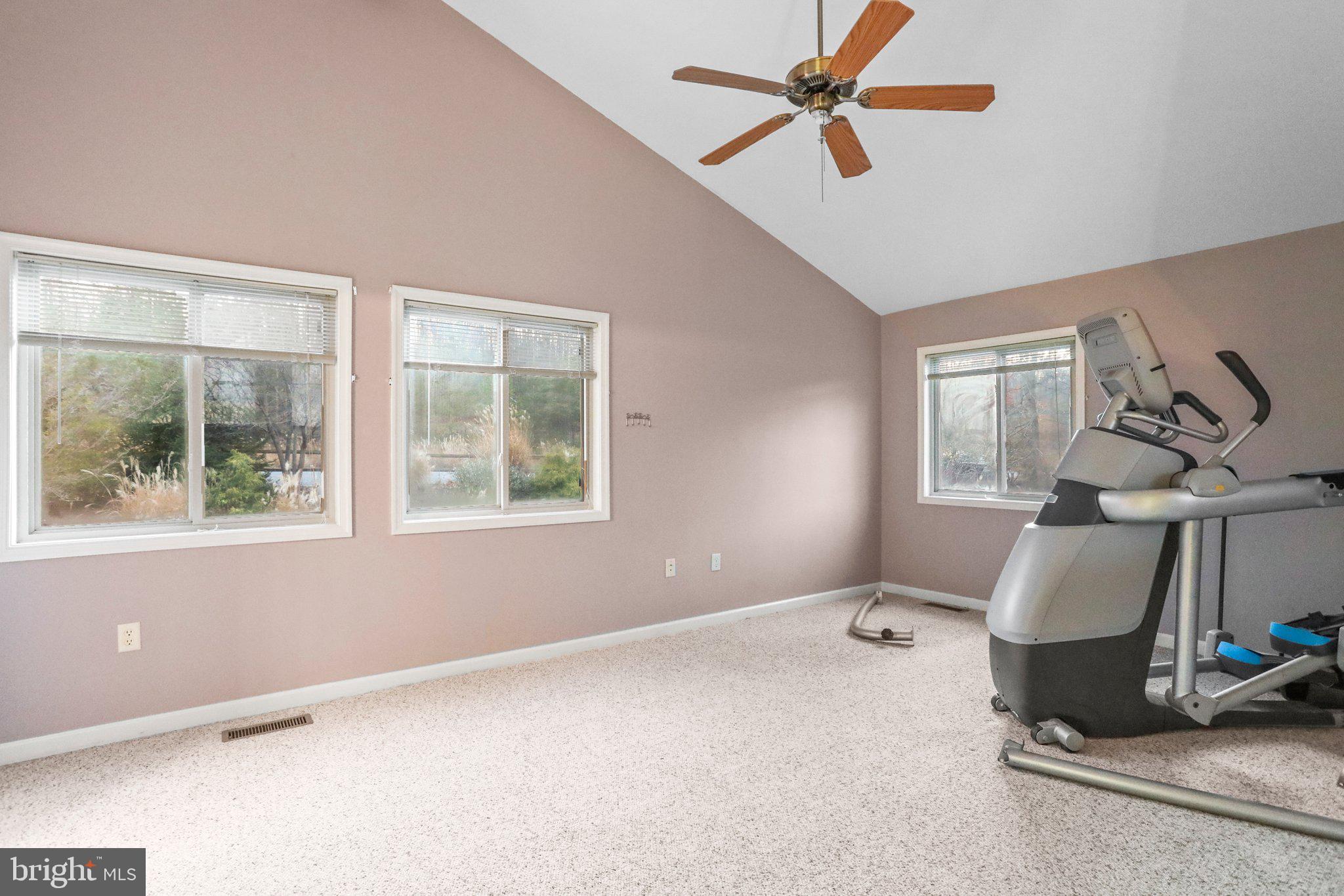 THE WOODS - Residential