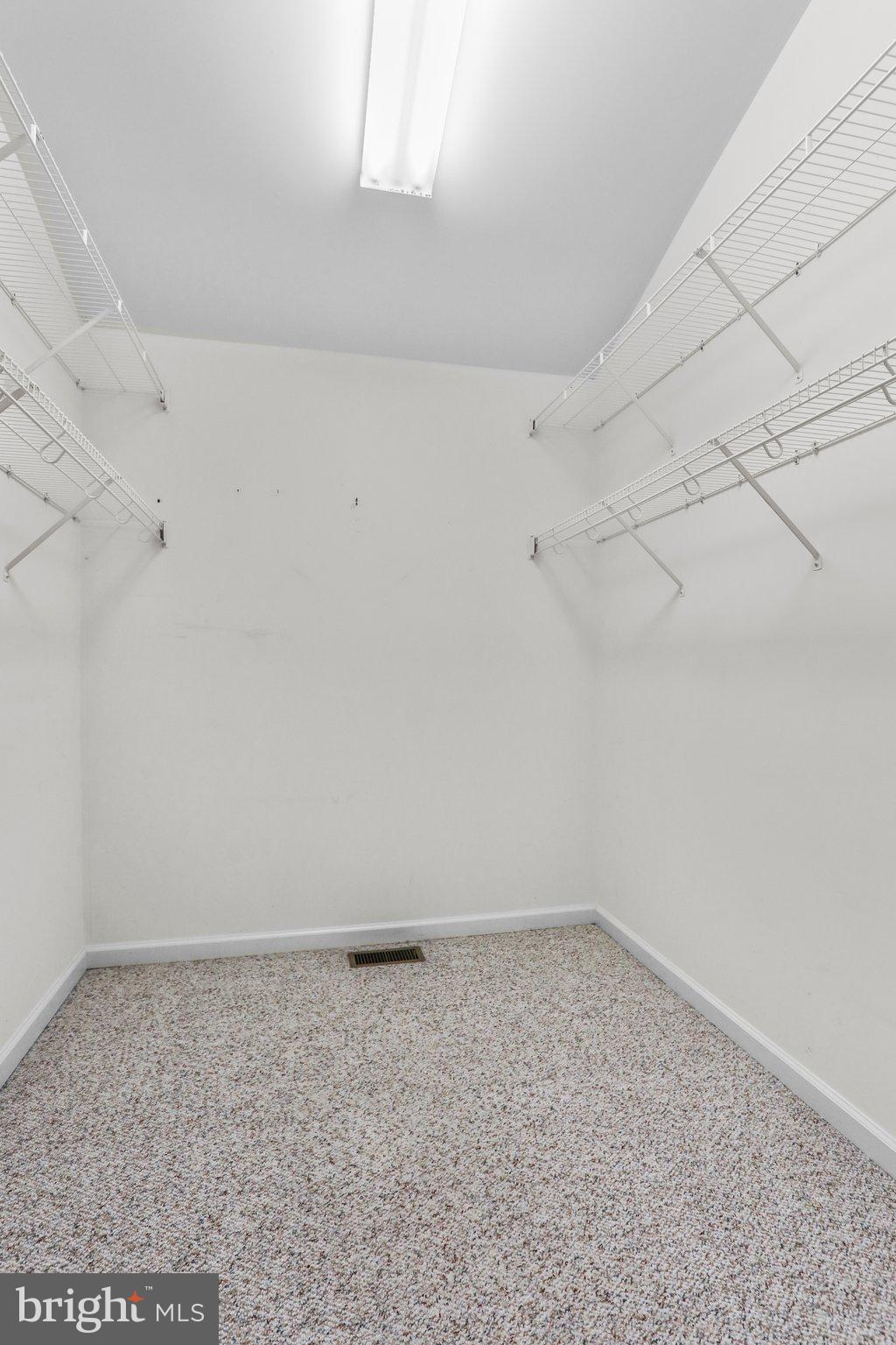 THE WOODS - Residential