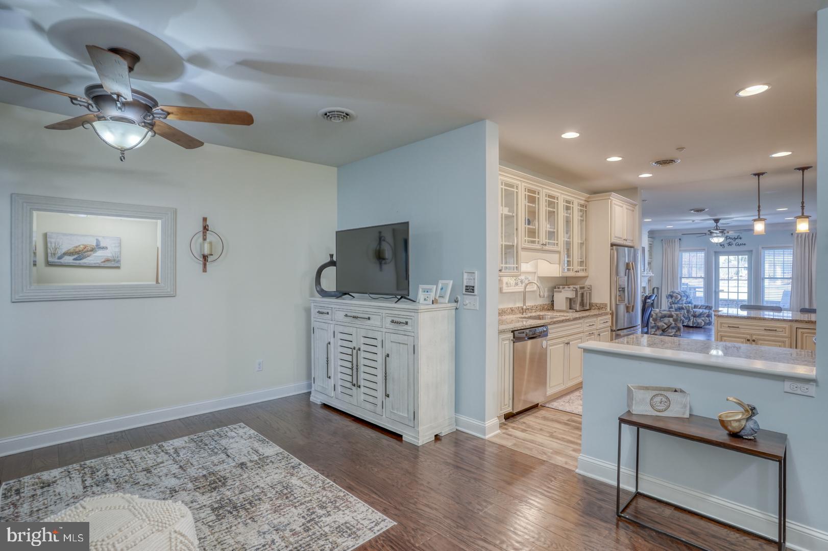 PENINSULA - Residential