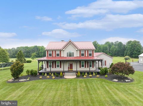 3040 HARING ROAD PENNSBURG PA 18073