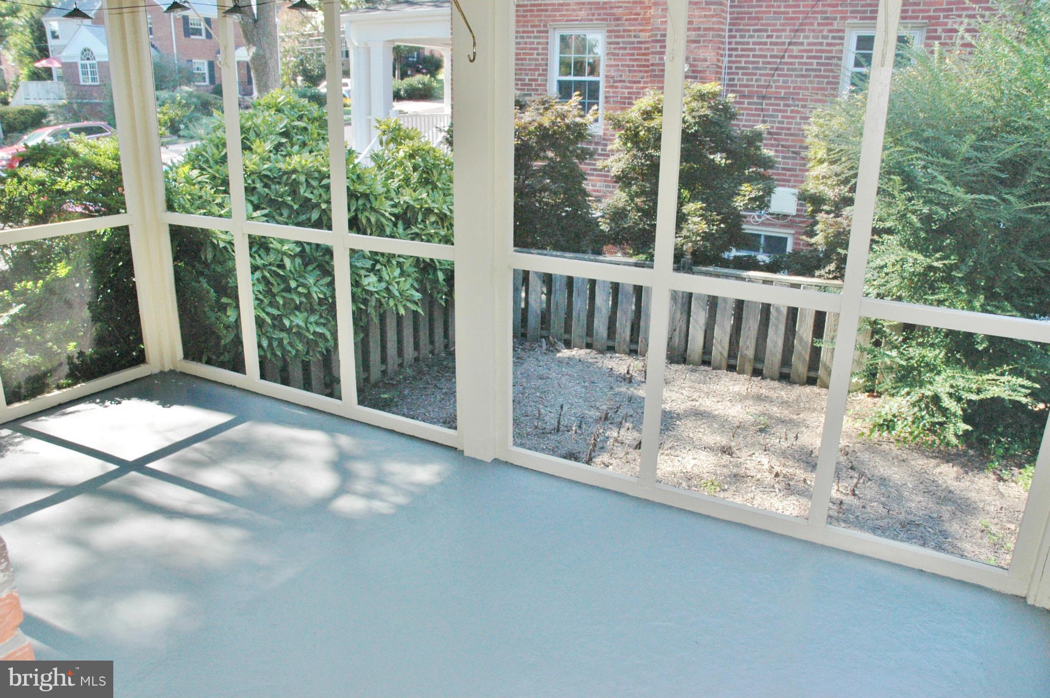 LEEWAY HEIGHTS - Residential Lease