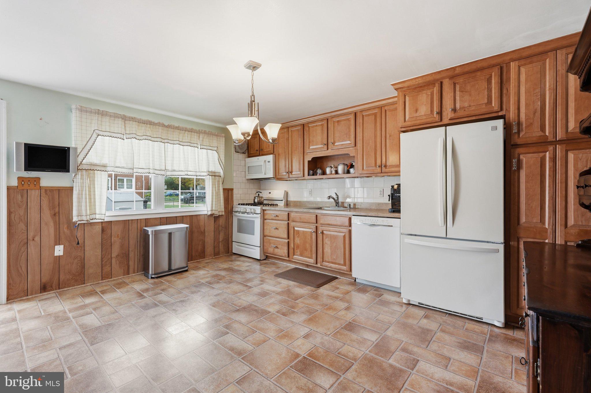 4055 SAINT MONICA DRIVE