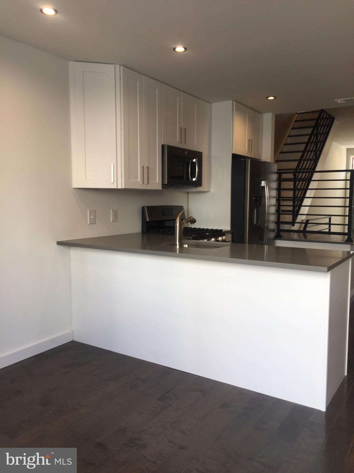 EAST PASSYUNK CROSSING - Residential Lease