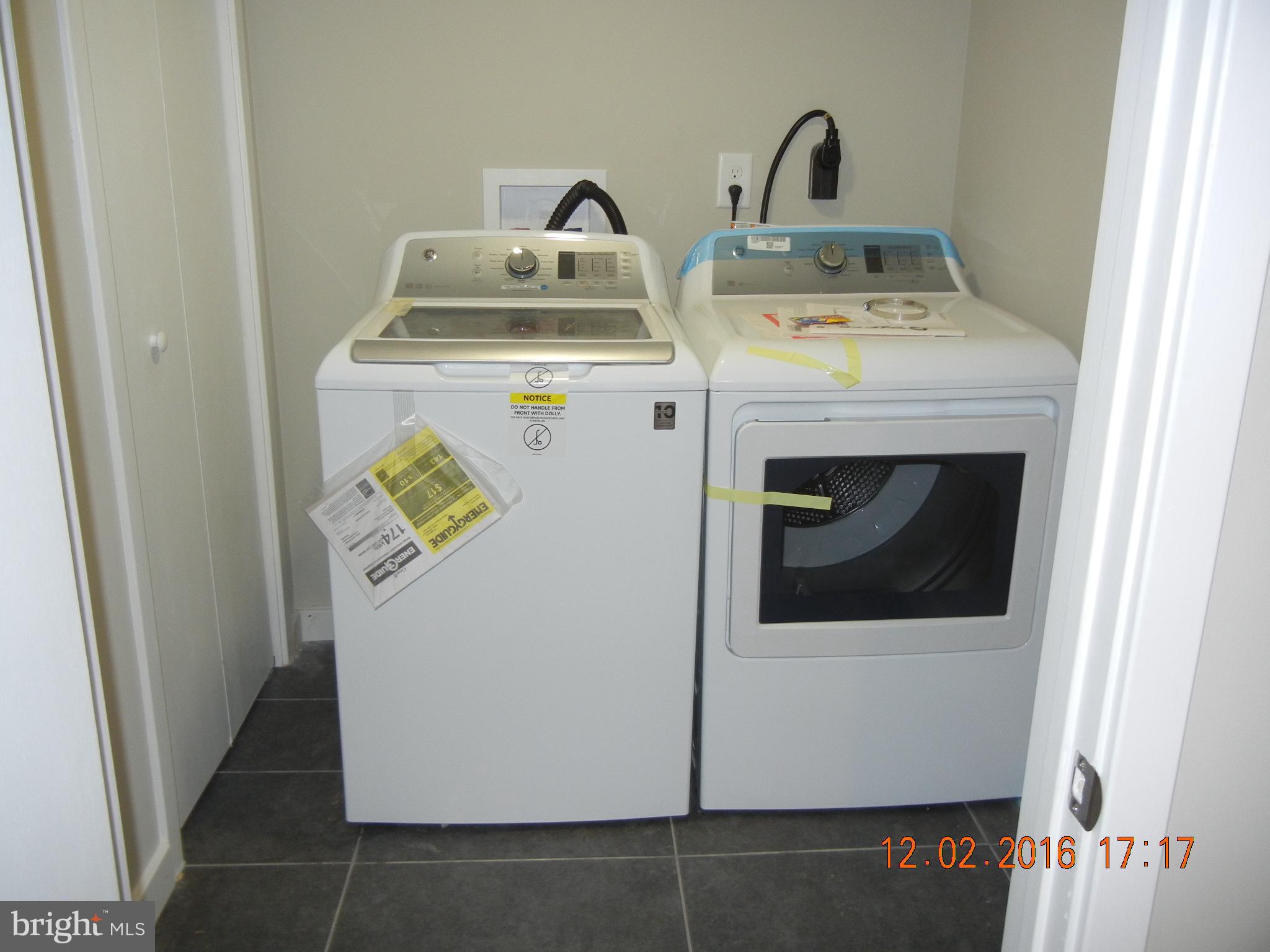 EAST PASSYUNK CROSSING - Residential Lease