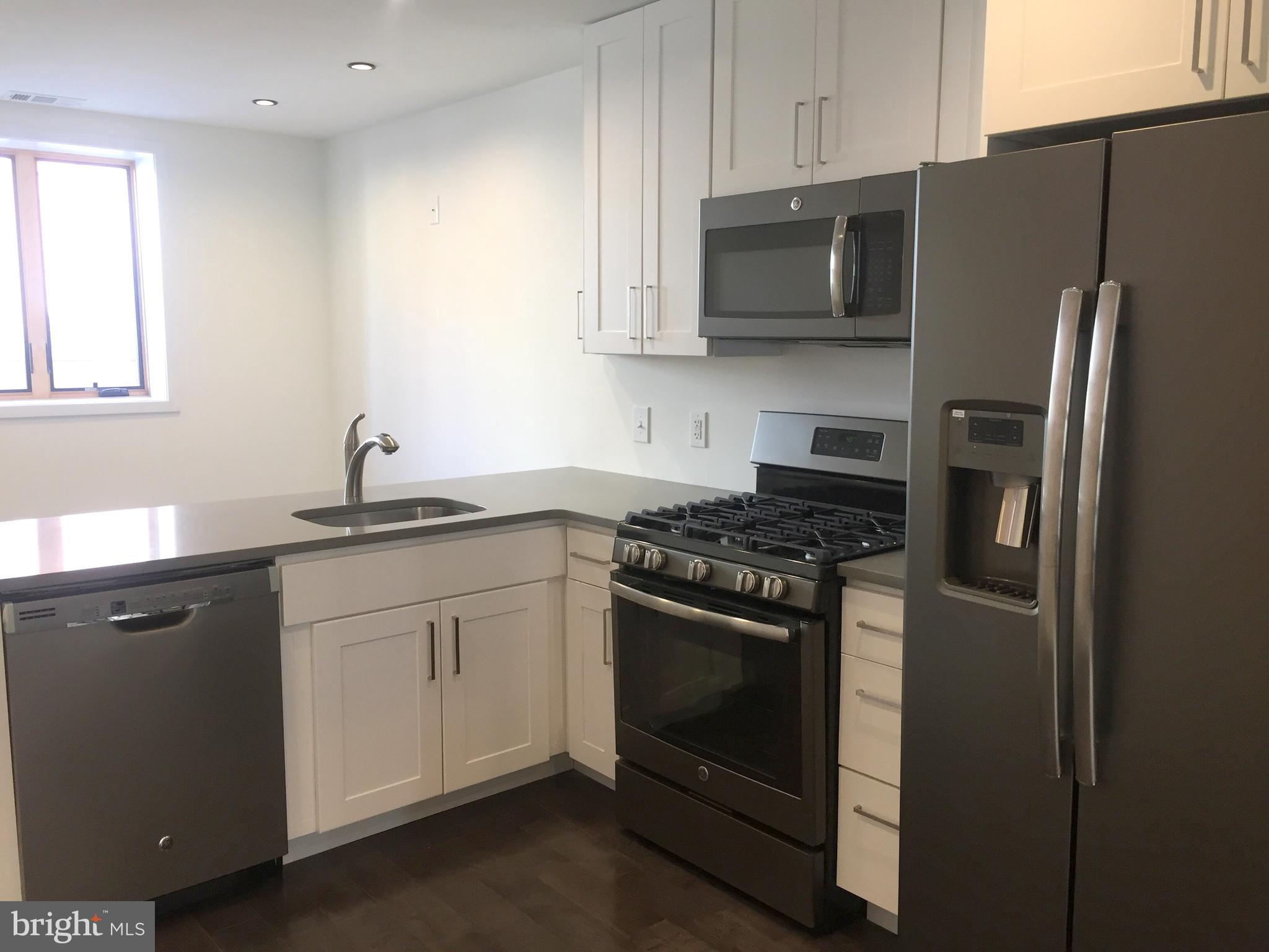 EAST PASSYUNK CROSSING - Residential Lease